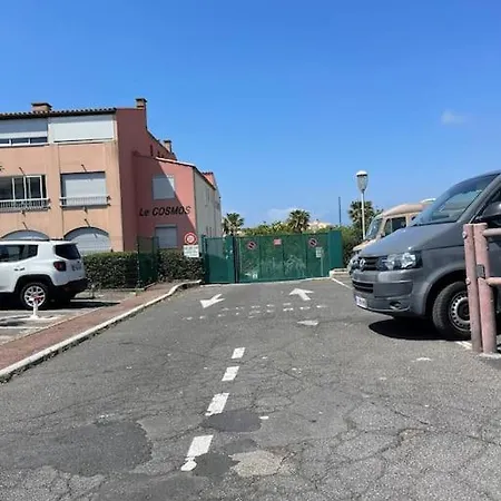 Cap D'agde 4 Personnes Avec Parking Proche Apartment *